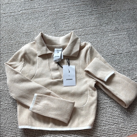 Jacquemus Beige V-Neck Sweater - Picture 1 of 2